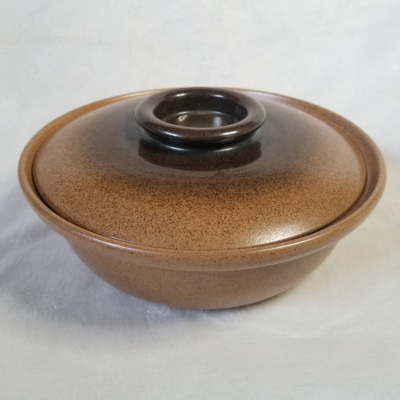 Vintage Heath Ceramics Medium- Large Casserole Dish with Lid - Picture 2 of 7